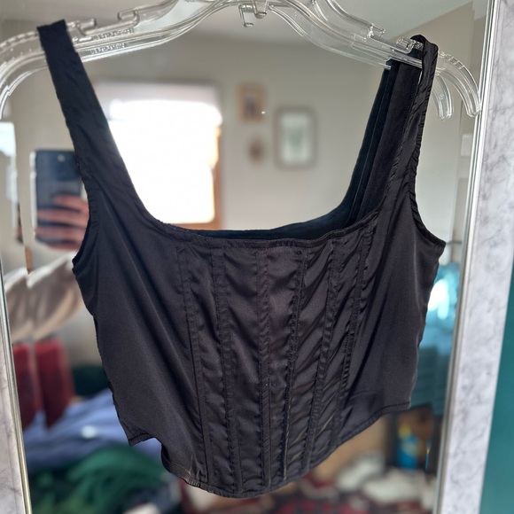 Black Corset Top - Picture 4 of 6